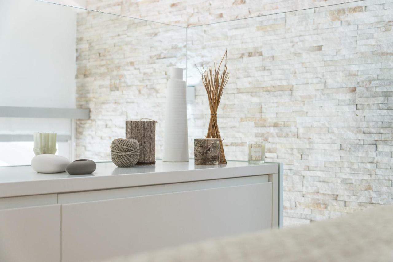 A Modo Nostro Design Home กาญารี ภายนอก รูปภาพ